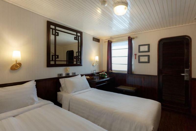 Emeraude Classic Cruises Hotel Ha Long Exterior photo